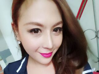 Trans Cams presents: AkeshaYnna - live chat